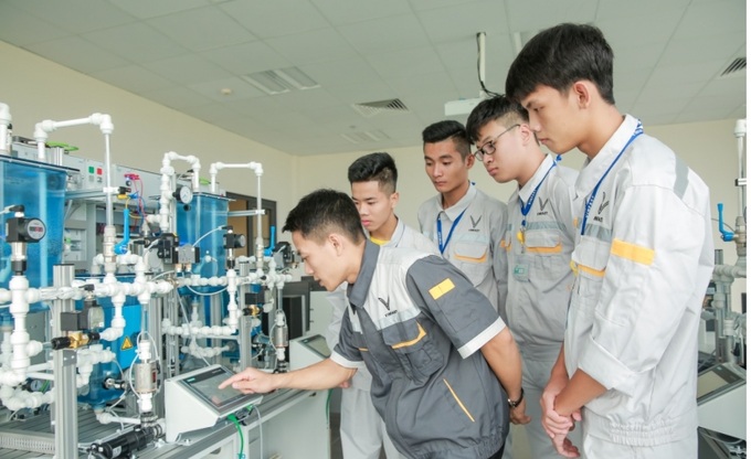 Theo Tổng cục Giáo dục nghề nghiệp (Bộ LĐ-TB&XH) có gần 2,45 triệu bạn trẻ học nghề trong năm 2022. Ảnh minh họa