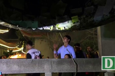 Hàng ngàn Phật tử đến chùa xin lộc thời khắc giao thừa