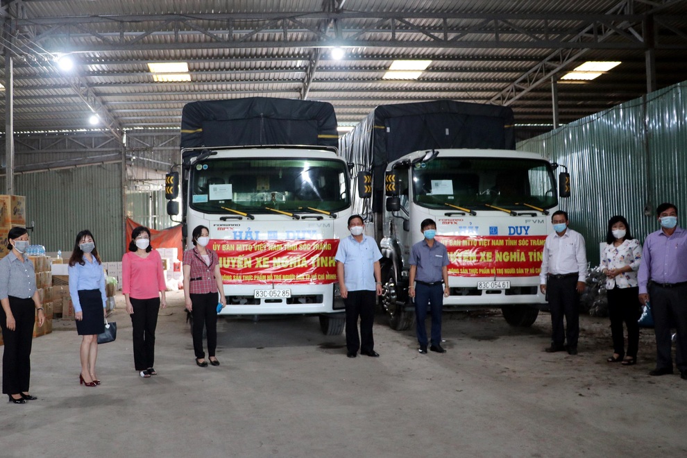 Tấm lòng người dân Sóc Trăng với đồng bào TPHCM, người ở khu cách ly - 1 Tấm lòng người dân Sóc Trăng với đồng bào TPHCM, người ở khu cách ly - 1