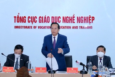 Giáo dục nghề nghiệp phải đặt đào tạo và đào tạo lại làm nền tảng