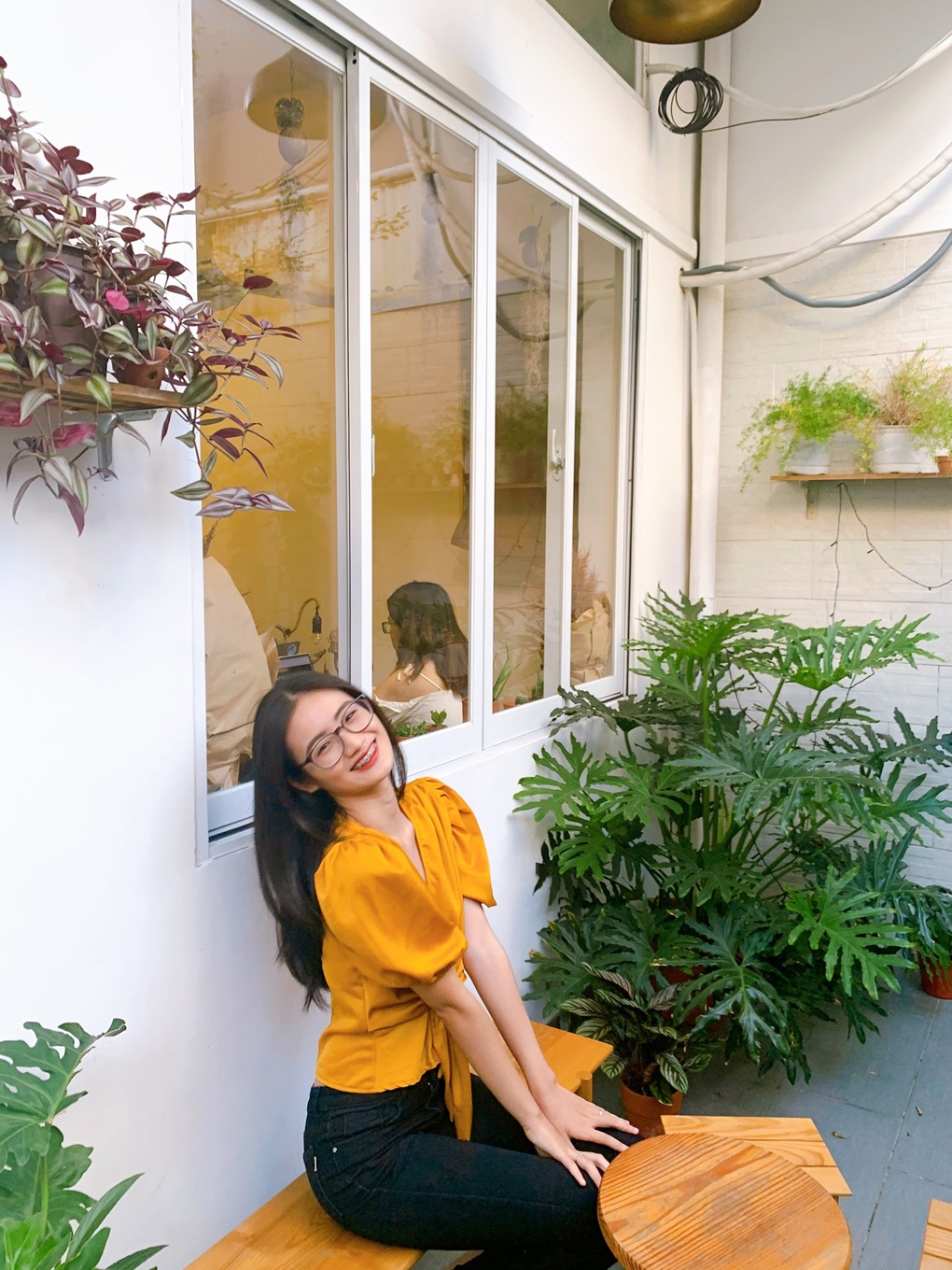 Nhan sắc đời thường Hoa hậu Ý Nhi: Được ví như Đông Nhi, ảnh cấp 3 gây sốt - 7 Nhan sắc đời thường Hoa hậu Ý Nhi: Được ví như Đông Nhi, ảnh cấp 3 gây sốt - 7