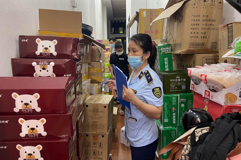 Phát hiện gần 5 tấn bánh trung thu và nhiều loại bánh không rõ nguồn gốc - 1 Phát hiện gần 5 tấn bánh trung thu và nhiều loại bánh không rõ nguồn gốc - 1