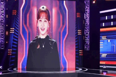 Trấn Thành kinh ngạc khi gặp "bản sao" của Hari Won