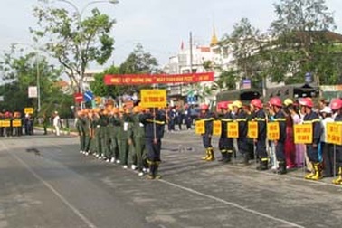 Mít tinh kỷ niệm ngày toàn dân phòng cháy chữa cháy
