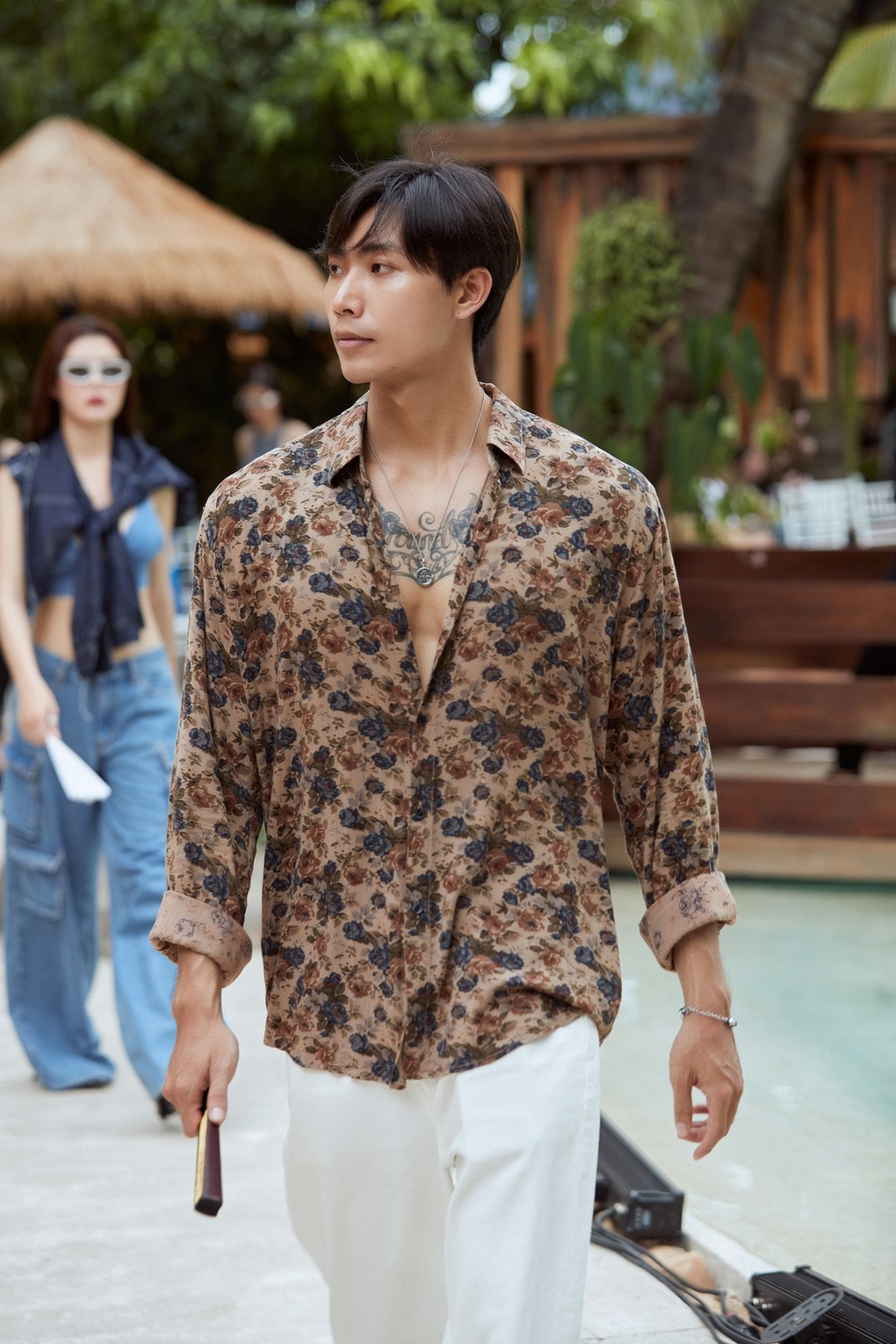 Lan Khuê diện váy hở lưng, chuẩn bị tái xuất sàn diễn - 8 Lan Khuê diện váy hở lưng, chuẩn bị tái xuất sàn diễn - 8