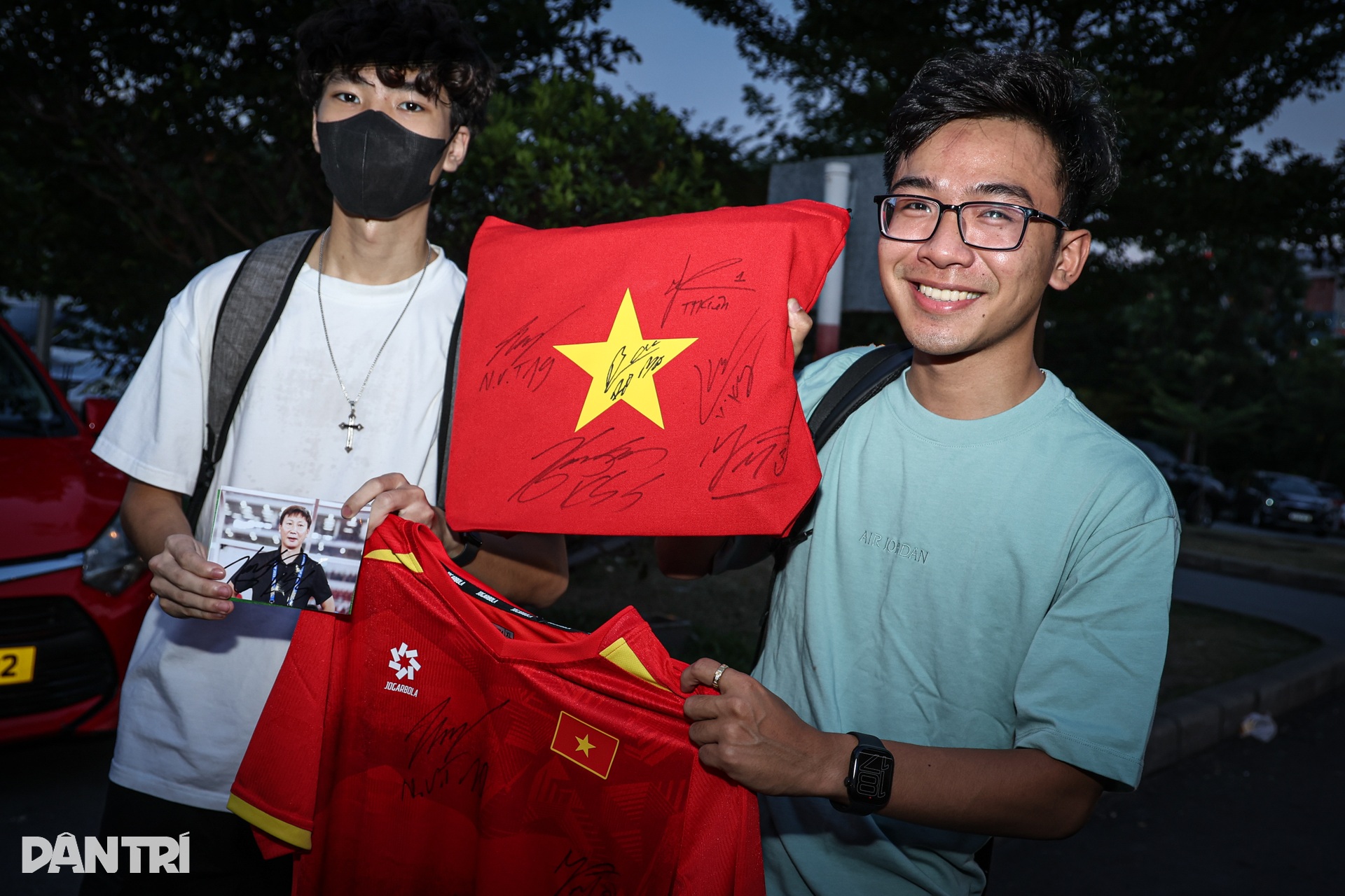 U23 Việt Nam về nước với cú “hat-trick” vô địch Đông Nam Á - 9 U23 Việt Nam về nước với cú “hat-trick” vô địch Đông Nam Á - 9
