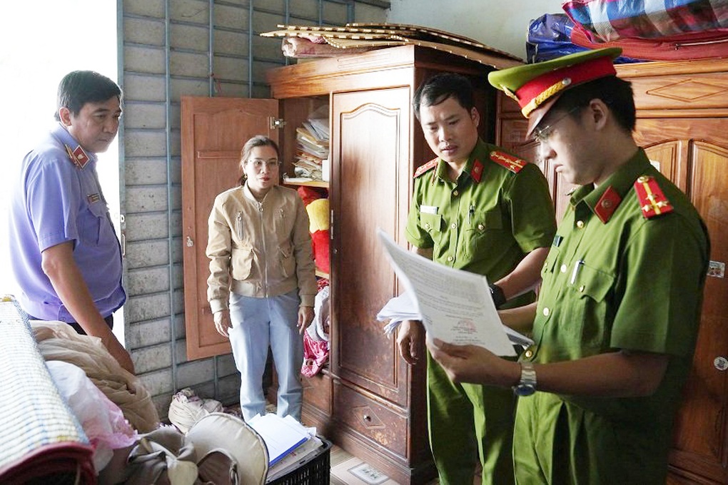 Khởi tố một chủ tịch xã và hai cán bộ ở Gia Lai - 1 Khởi tố một chủ tịch xã và hai cán bộ ở Gia Lai - 1