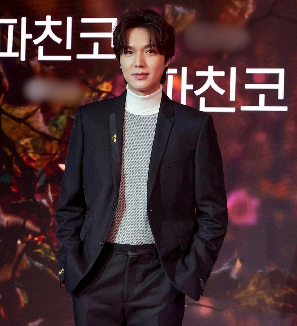 Cảnh phim 18+ táo bạo của Lee Min Ho vừa lên sóng đã gây sốt - 10 Cảnh phim 18+ táo bạo của Lee Min Ho vừa lên sóng đã gây sốt - 10