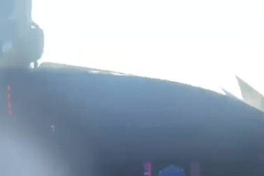 Britney Spears đăng clip lái máy bay ngay sau chiến thắng lịch sử