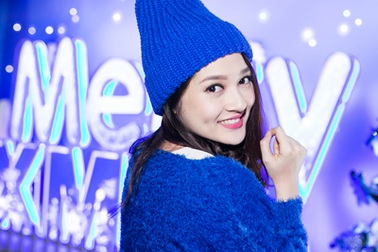 Ca sĩ Bảo Anh quyến rũ đón Giáng sinh