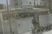 Khoảnh khắc tòa nhà Brazil đổ sập, nhiều người kẹt trong đống đổ nát