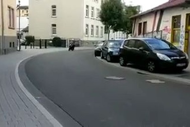 Đây là cách để thể hiện niềm đam mê xe phân khối lớn, nếu không đủ tiền để sở hữu một chiếc