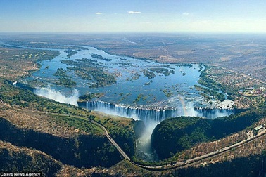 Những khoảnh khắc ấn tượng khiến người xem muốn "bay bổng"