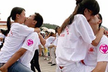 Tình và tiền trong chọn bạn đời ở Trung Quốc