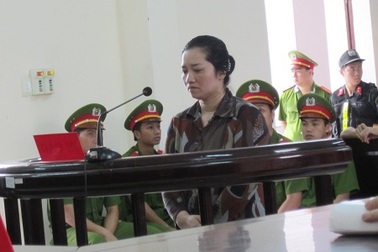 Vợ Bí thư dùng rựa chặt chủ nợ bị lĩnh án tử hình