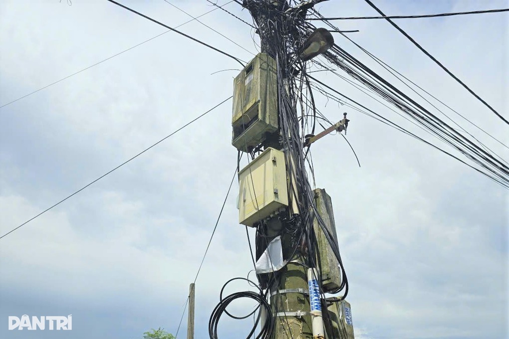 Vì sao tiền điện nhà cụ bà đơn thân tăng vọt lên hơn 12 triệu đồng? - 3