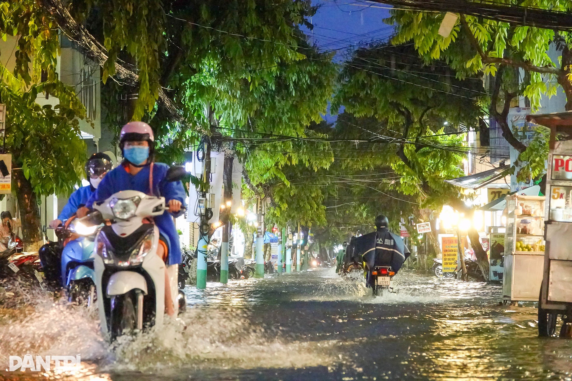 Hệ thống chống ngập nghìn tỷ bất lực khiến Cần Thơ ngập nặng sau mưa lớn - 9
