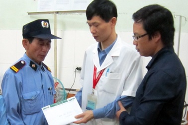 Hơn 36 triệu đồng đến với người gác cửa bệnh viện 