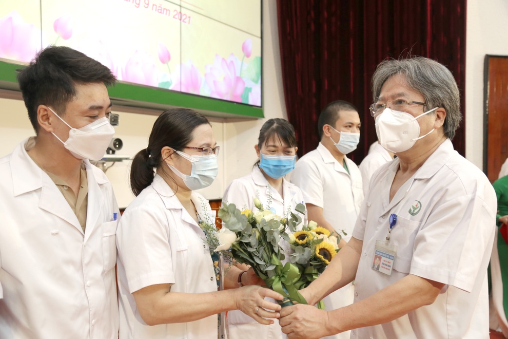 Bệnh viện Việt Đức điều quân lần 2 chi viện TPHCM chống dịch Covid-19 - 1 Bệnh viện Việt Đức điều quân lần 2 chi viện TPHCM chống dịch Covid-19 - 1