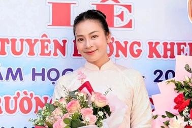 Nữ giáo viên xinh đẹp bất ngờ “gây sốt”