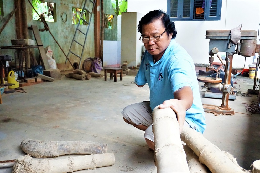 Đồ dùng độc nhất vô nhị từ gốc tre của người đàn ông một tay - 6 Đồ dùng độc nhất vô nhị từ gốc tre của người đàn ông một tay - 6
