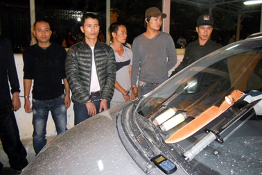 Từ Ninh Bình vác dao lên Hà Nội… thăm chị