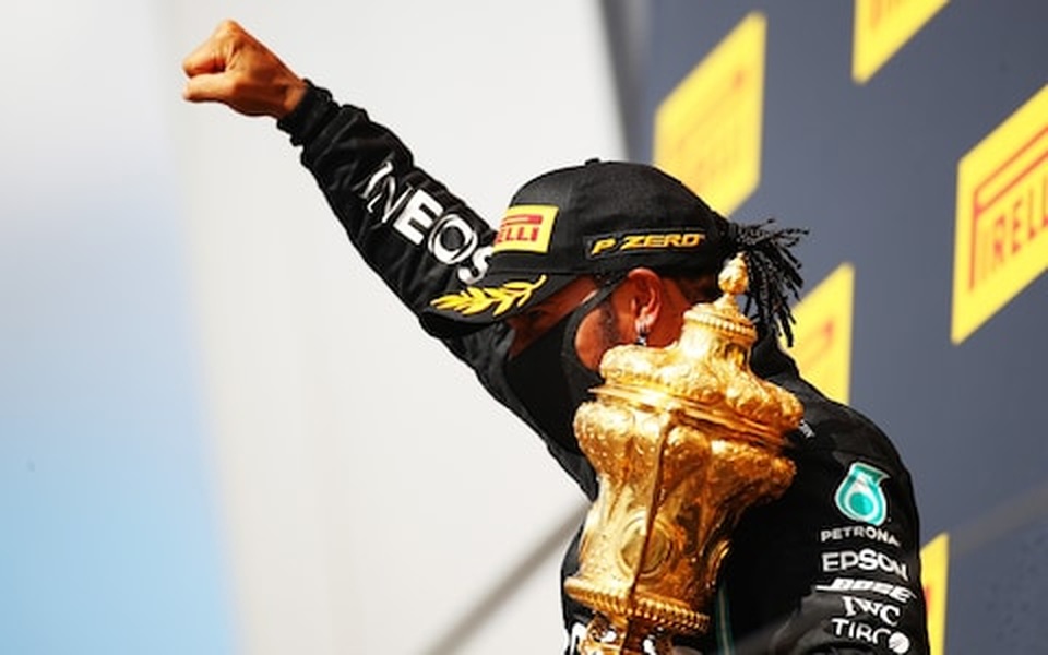 British GP 2020: Gay cấn tột độ, Lewis Hamilton lê lết cán đích - 14 British GP 2020: Gay cấn tột độ, Lewis Hamilton lê lết cán đích - 14