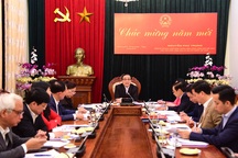 Bí thư Hà Nội: Quản lý chặt khách từ vùng dịch virus Corona