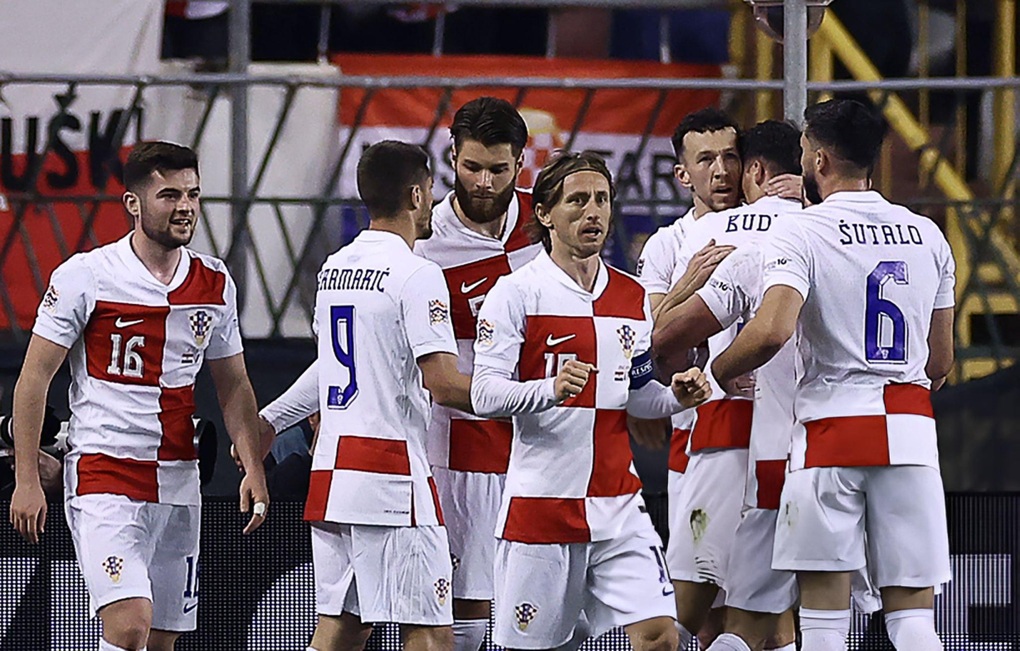 Pháp phơi áo trên sân Croatia, Đức ngược dòng hạ Italy - 1 Pháp phơi áo trên sân Croatia, Đức ngược dòng hạ Italy - 1