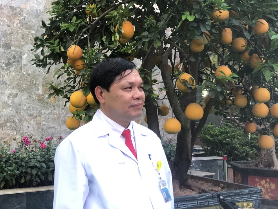 Thứ trưởng Bộ Y tế: Ấn tượng hình ảnh bác sĩ đón công dân Việt ở Vũ Hán - 2 Thứ trưởng Bộ Y tế: Ấn tượng hình ảnh bác sĩ đón công dân Việt ở Vũ Hán - 2