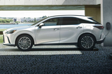 Lexus RX 2023 sẽ không còn bản 7 chỗ