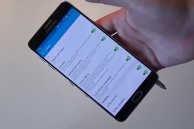Điều gì xảy ra nếu cắm ngược bút S-Pen trên Galaxy Note 5?