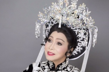 NSND Bạch Tuyết: Nhờ cải lương mà chân tôi lúc nào cũng “đụng đất”