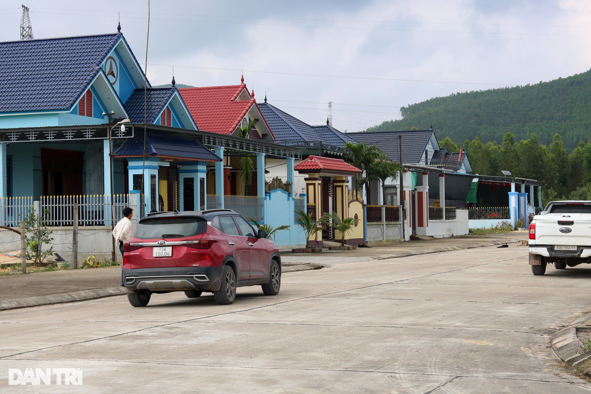 Nhường đất làm cao tốc để chuyển đến ở... biệt thự - 11