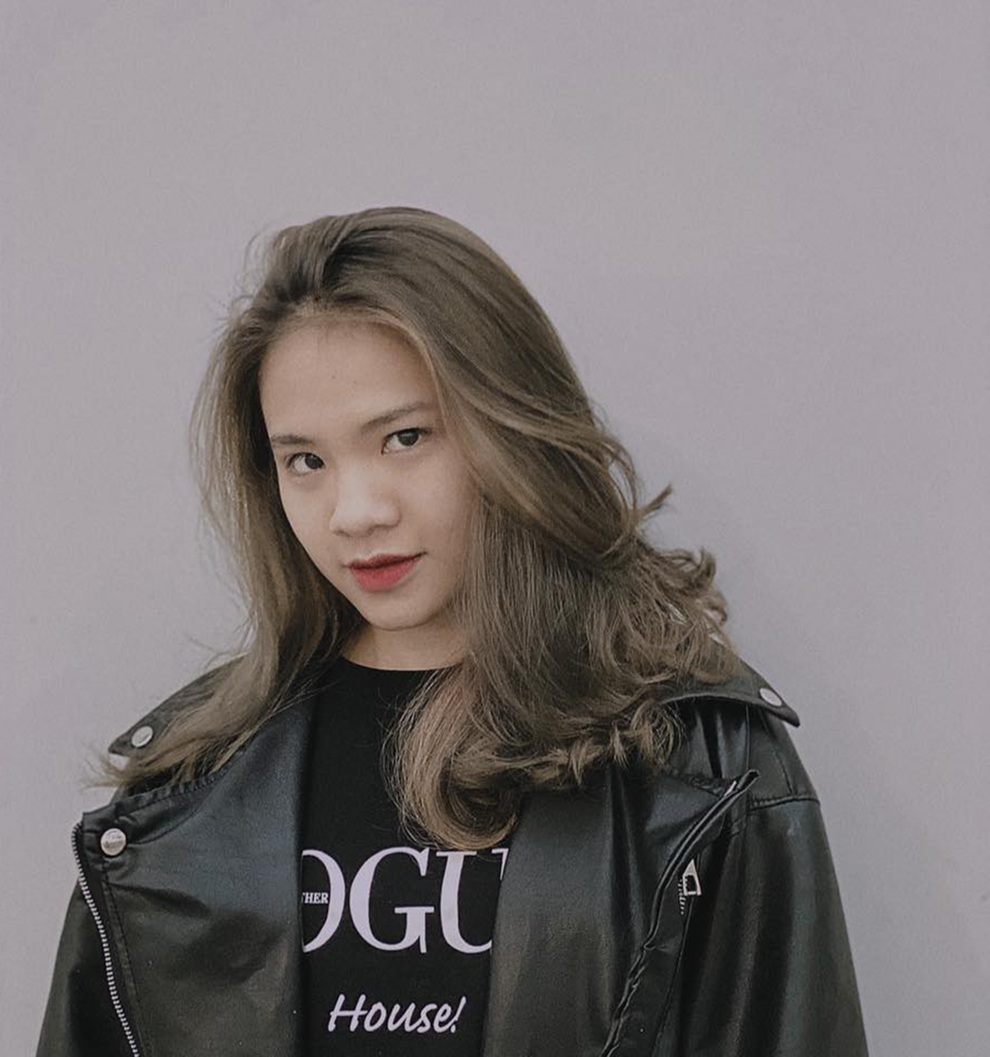 Nữ thủ khoa tốt nghiệp sớm, xinh đẹp không kém hot girl - 6 Nữ thủ khoa tốt nghiệp sớm, xinh đẹp không kém hot girl - 6