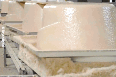 Khám phá quy trình làm ra một chiếc bồn tắm bằng dây chuyền tự động!