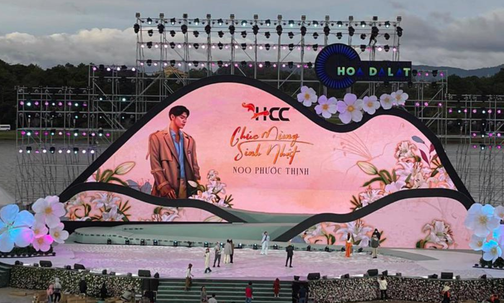 Noo Phước Thịnh bất ngờ với quà sinh nhật từ... đồng nghiệp - 1 Noo Phước Thịnh bất ngờ với quà sinh nhật từ... đồng nghiệp - 1