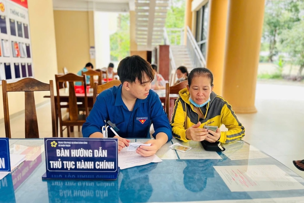 Ngàn tình nguyện viên rải từ biên giới tới vùng quê giúp xã, phường mới - 2 Ngàn tình nguyện viên rải từ biên giới tới vùng quê giúp xã, phường mới - 2