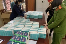 Phát hiện gần 6.000 kit test Covid-19 không rõ nguồn gốc