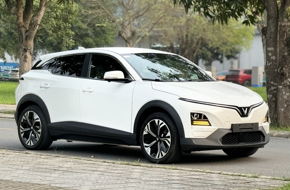Phân khúc SUV cỡ B tháng 2: Không mẫu xe xăng nào bán được trên 500 chiếc - 1 Phân khúc SUV cỡ B tháng 2: Không mẫu xe xăng nào bán được trên 500 chiếc - 1