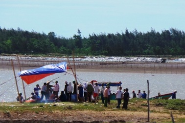 Khởi tố vụ án "hỗn chiến kinh hoàng trên sông"