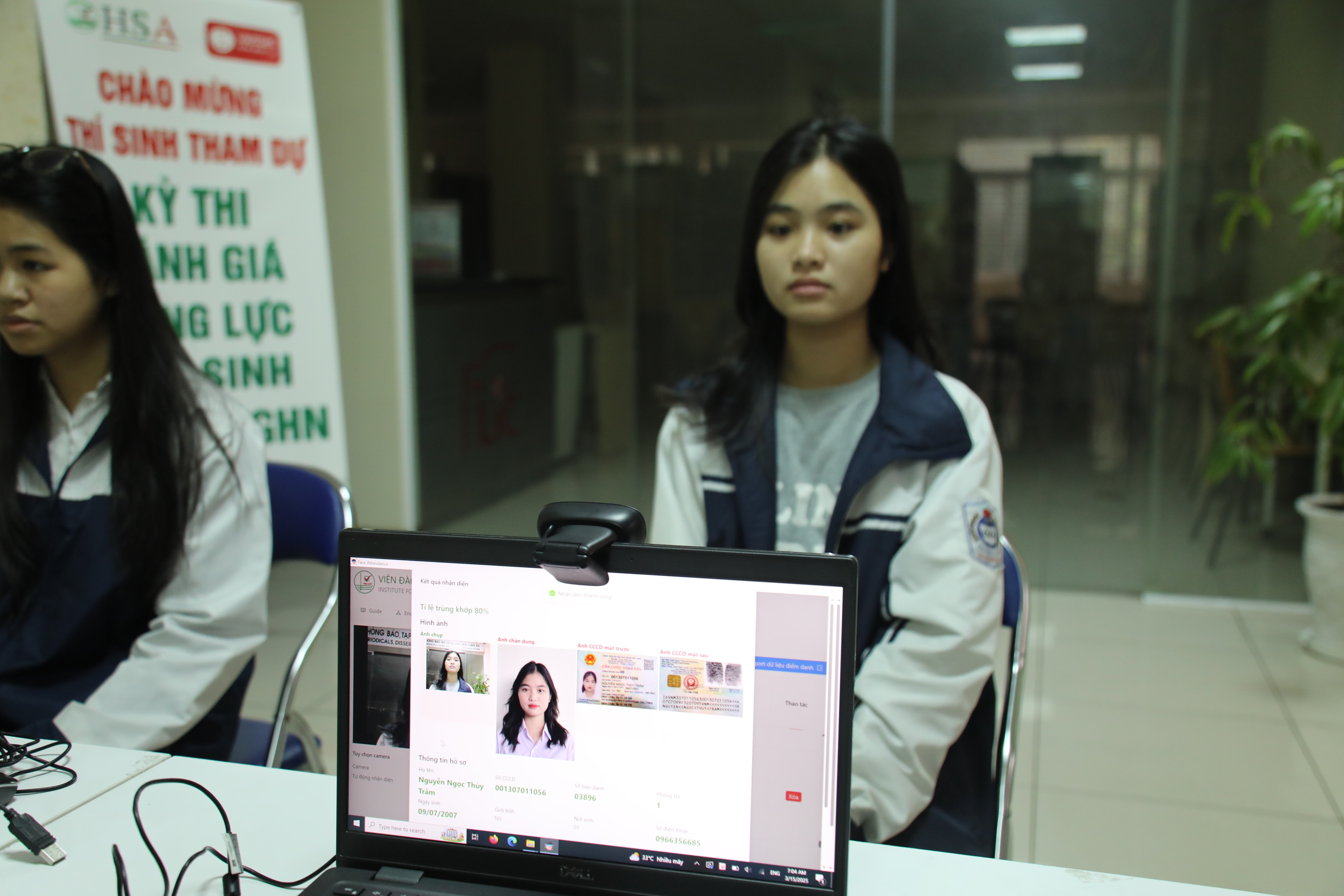 Nilai ujian penilaian kapasitas Universitas Nasional Hanoi diperkirakan lebih tinggi dari tahun lalu - 1 Dự báo điểm thi đánh giá năng lực ĐH Quốc gia Hà Nội  sẽ cao hơn năm ngoái - 1