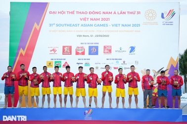 Bóng ném bãi biển Việt Nam bảo vệ thành công huy chương vàng SEA Games 31
