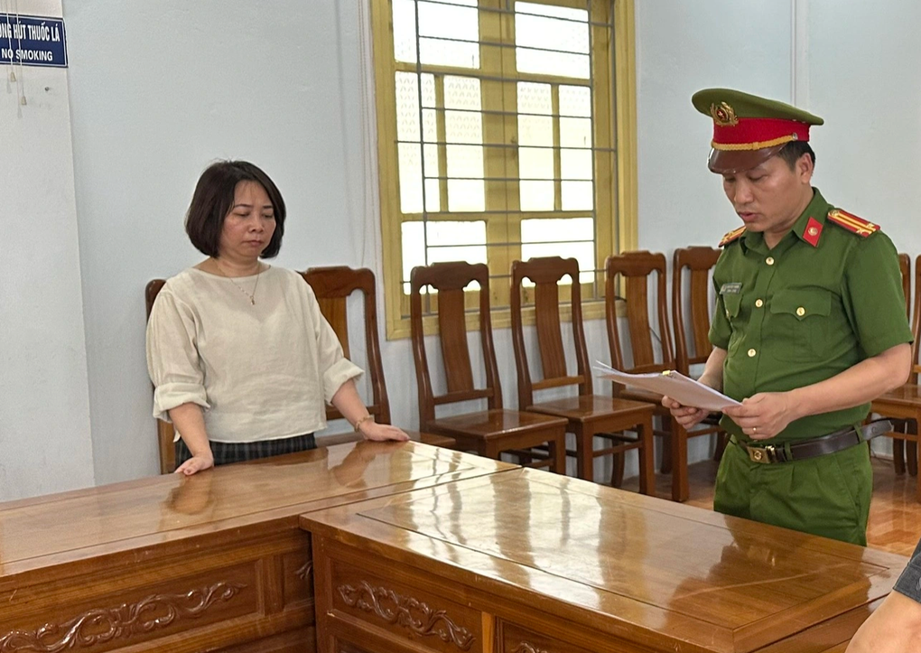 Khởi tố 3 bị can tại trung tâm đào tạo lái xe Trường Cao đẳng Lào Cai - 1 Khởi tố 3 bị can tại trung tâm đào tạo lái xe Trường Cao đẳng Lào Cai - 1