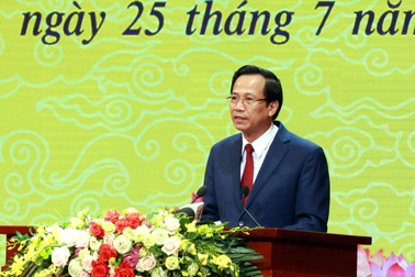 Bộ trưởng Đào Ngọc Dung: "Với họ, nỗi đau chiến tranh dường như vẫn còn đó..."