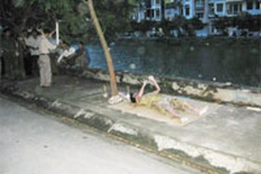 Phát hiện một xác người ở hồ Láng Thượng