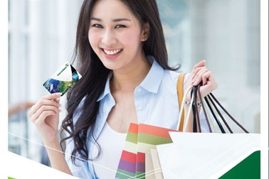 Vietcombank ưu đãi thẻ ghi nợ quốc tế Vietcombank Cashback Plus American Express