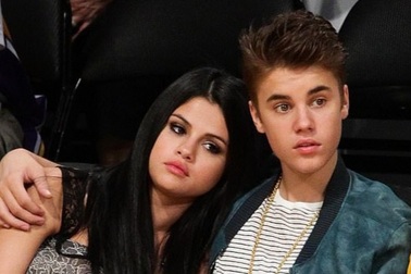 Justin Bieber thừa nhận liều lĩnh khi hẹn hò với Selena Gomez