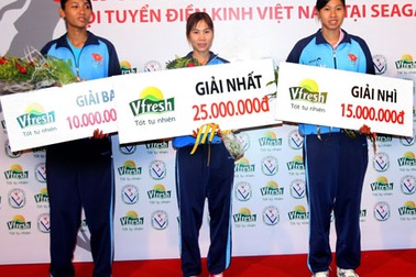 Đội tuyển điền kinh Việt Nam được thưởng thêm 100 triệu đồng