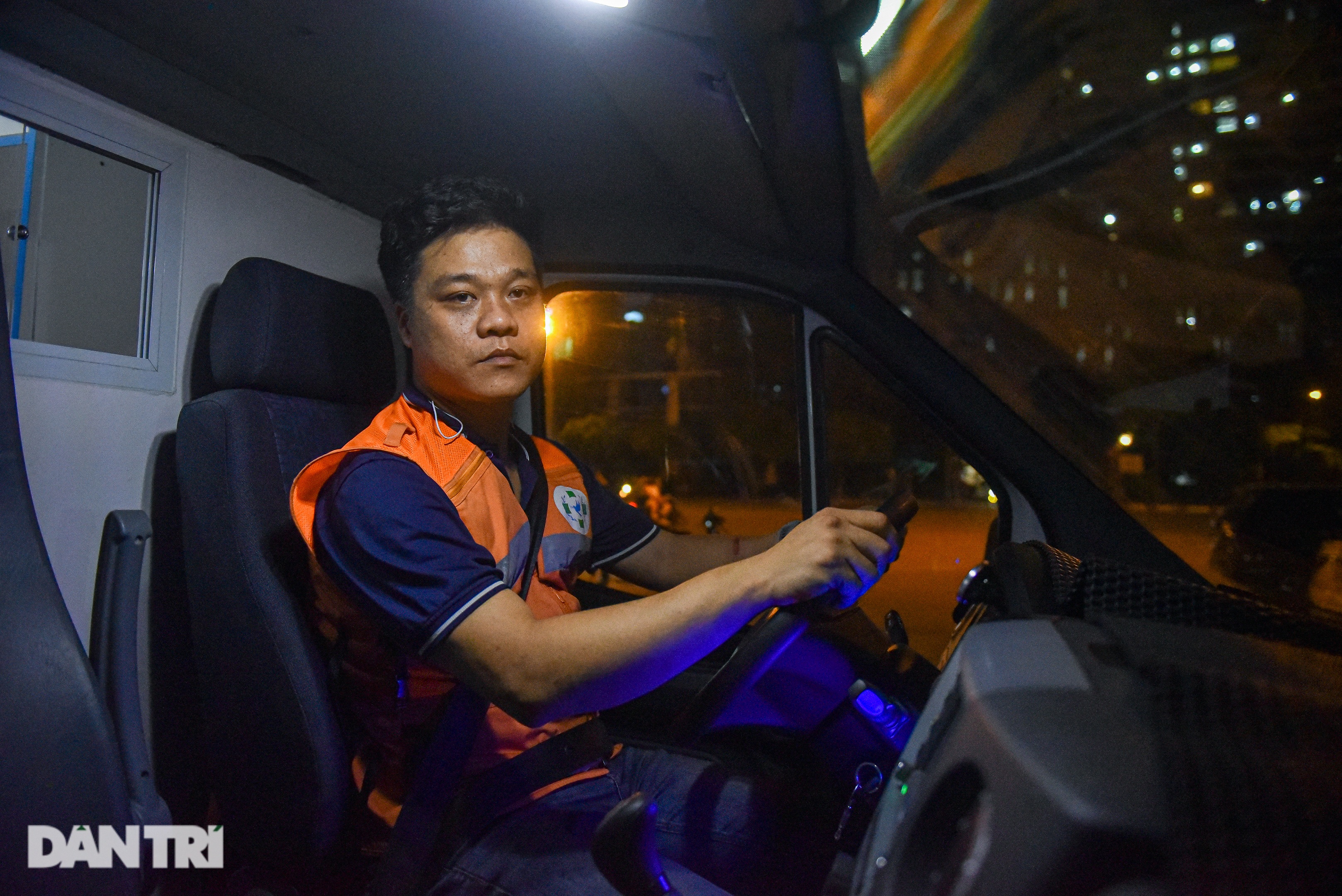 Biệt đội sơ cứu thần tốc và những pha giành giật mạng sống với tử thần - 3 Biệt đội sơ cứu thần tốc và những pha giành giật mạng sống với tử thần - 3